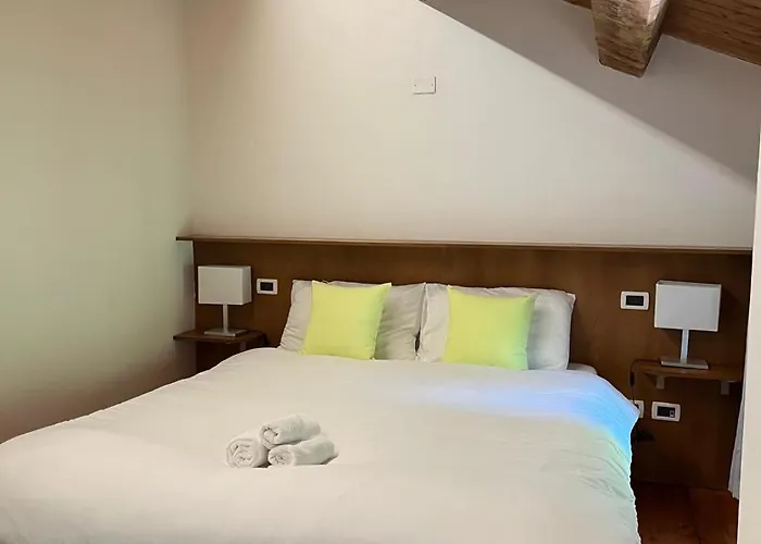 Pensionat La Mela - Angolo Di Paradiso Oltre Le Mura